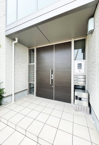 ベレオ　アトリエール住吉のエントランス