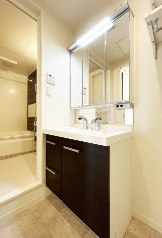 ベレオ　アトリエール住吉の洗面所