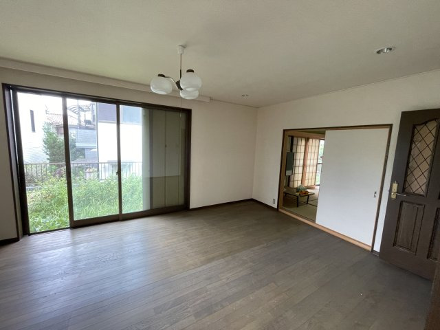 橋本市城山台4丁目・中古戸建・54724の居間・リビング