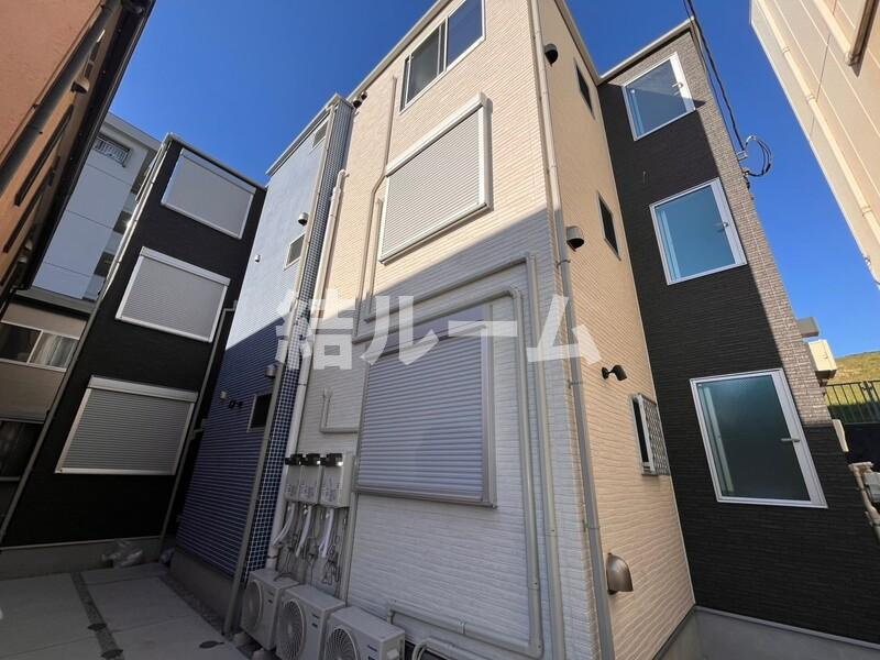 板橋区新河岸３丁目のアパート