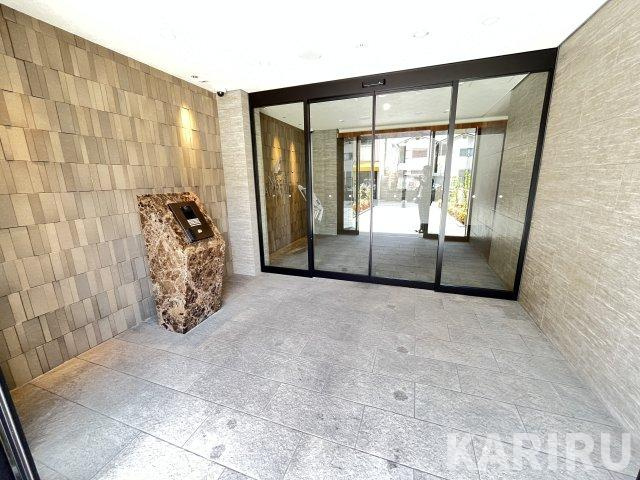 アドバンス北大阪ロワンのロビー