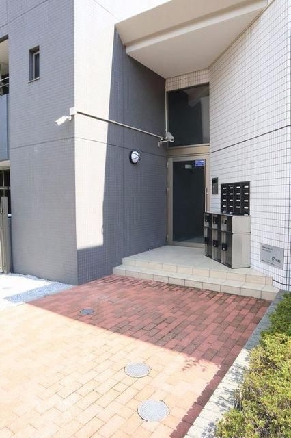 メゾン　ド　リッシュのエントランス