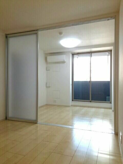 メゾン　ド　リッシュの洋室