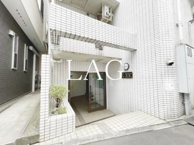 【エントランス】 | スカイコート向島 | エントランスです。