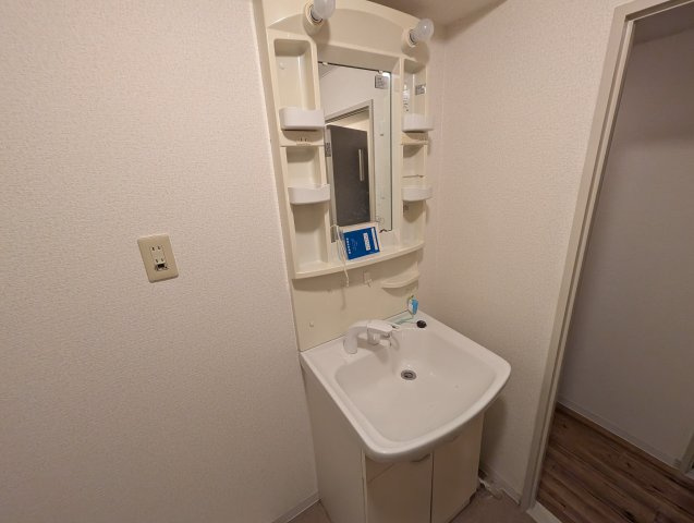 エスポワール南清水の独立洗面台