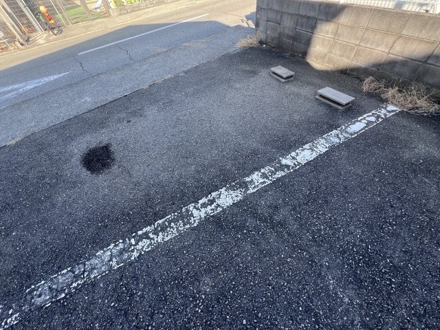 魚住Sハイツ35の駐車場