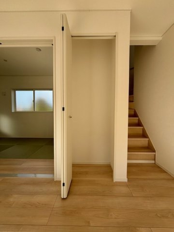 筑後市下北島第5　1号棟の収納