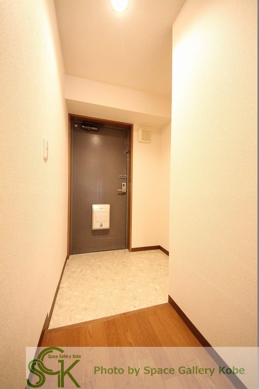 ウエストコート8番街・2番館の玄関|※お部屋により仕様が異なる可能性があります。
