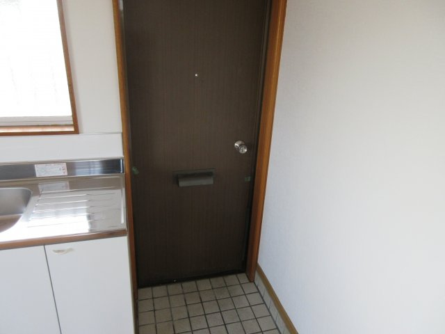 コーポ北村の玄関