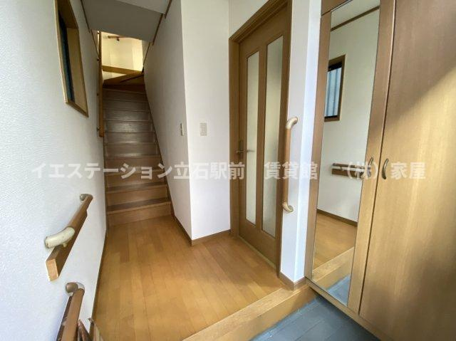 東立石3丁目貸住宅の玄関|広々玄関は大家族にも人気です！