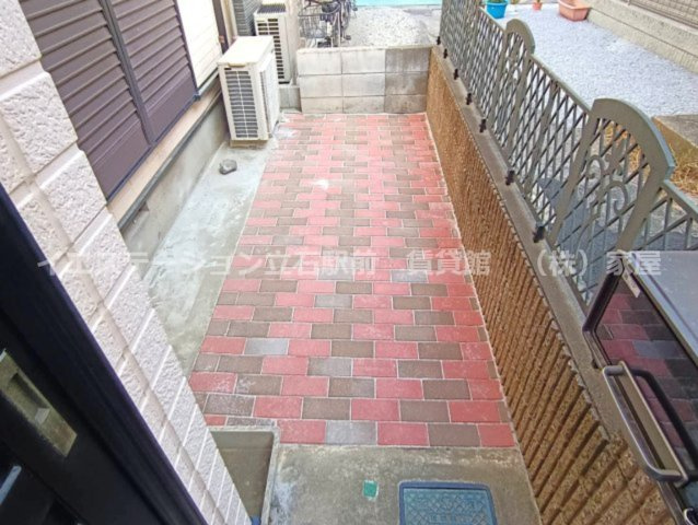 東立石3丁目貸住宅の庭