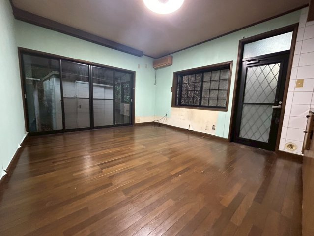 銚子市春日町　中古戸建の居間・リビング