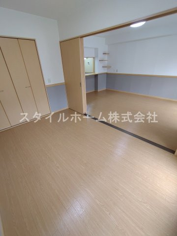 GREEN　FILの居間・リビング|別部屋写真です。