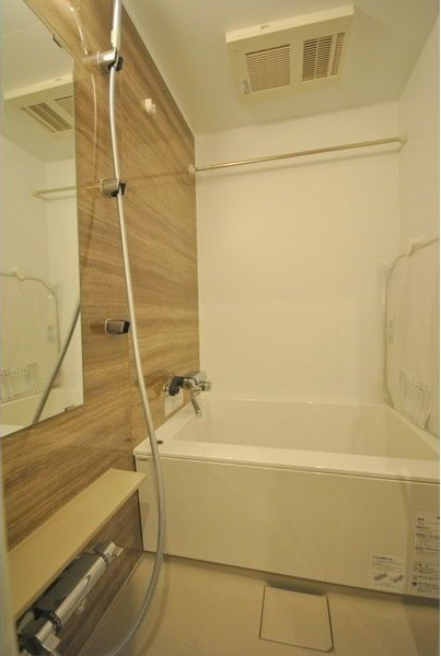 AMBER　HOUSE　Horita　(アムバーハウス　ホリタ)の浴室