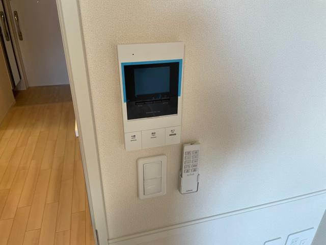 【内装】 | フルハウス黒田Ⅱ | カメラ付インターホン