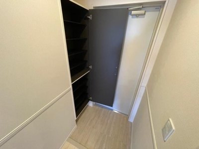 【玄関】 | フルハウス黒田Ⅱ | 玄関