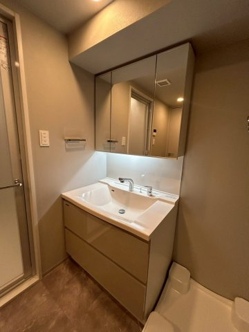 S-RESIDENCE福島diverseの洗面所