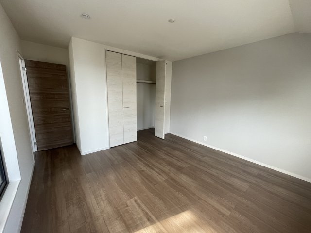 リーブルガーデン豊見城市伊良波第２　＼☆ご成約時キャッシュバック☆／の洋室|※サンプル写真となります。