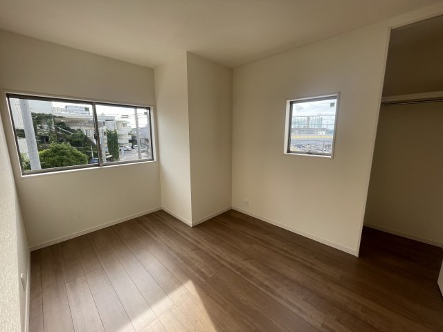 リーブルガーデン豊見城市伊良波第２　＼☆ご成約時キャッシュバック☆／の洋室|※サンプル写真となります。