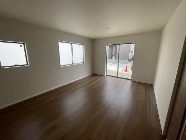 リーブルガーデン豊見城市伊良波第２　＼☆ご成約時キャッシュバック☆／の居間・リビング|※サンプル写真となります。