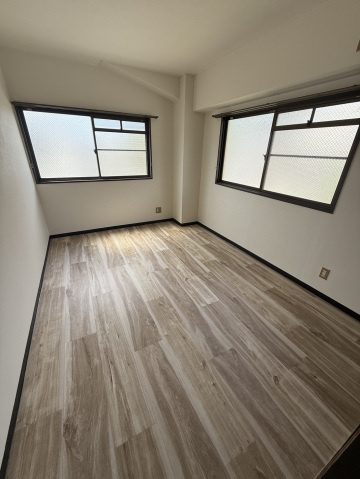 コンビデンス西本の内装