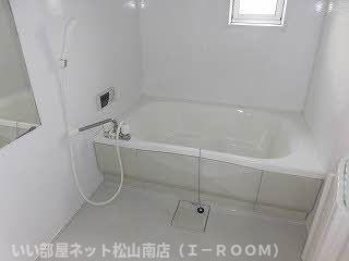 【浴室】 | ピースフル岩崎