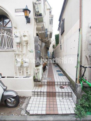 【エントランス】 | ライフピアグレイス