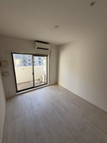 スプランディッドIIIの洋室