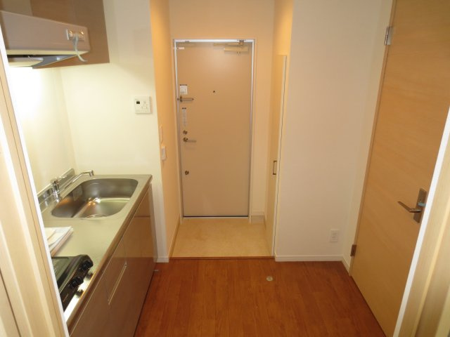 リブリ・モンテーニュの玄関|別号室の参考写真です。