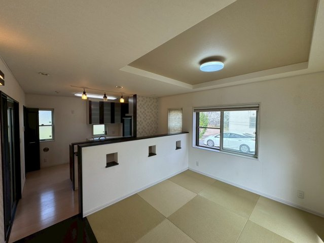 -三丁目不動産-　秩父郡長瀞町中野上　平成25年築　県民共済の居間・リビング