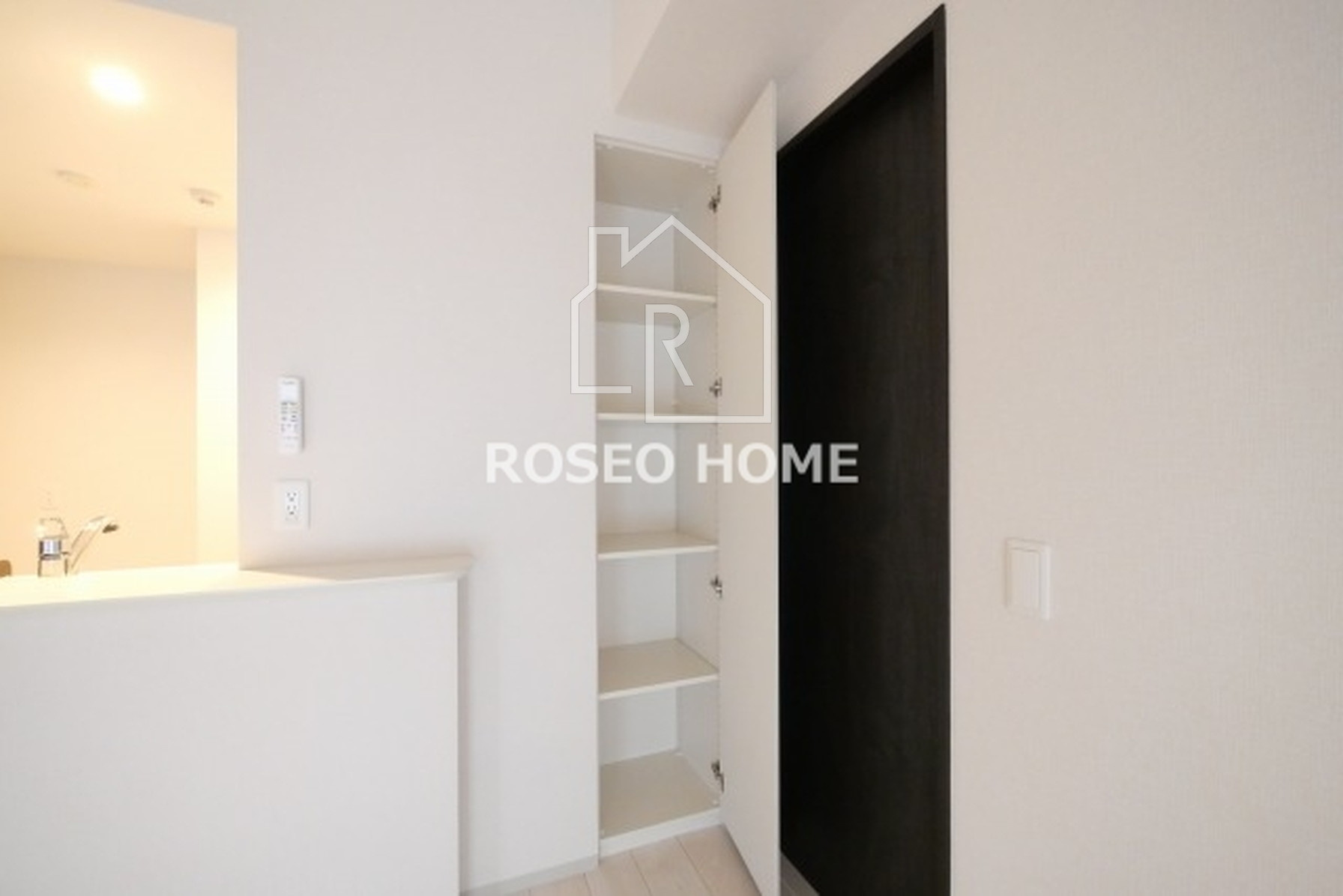 GRAND VILLASSE 福島の収納|同マンション別部屋：参考写真