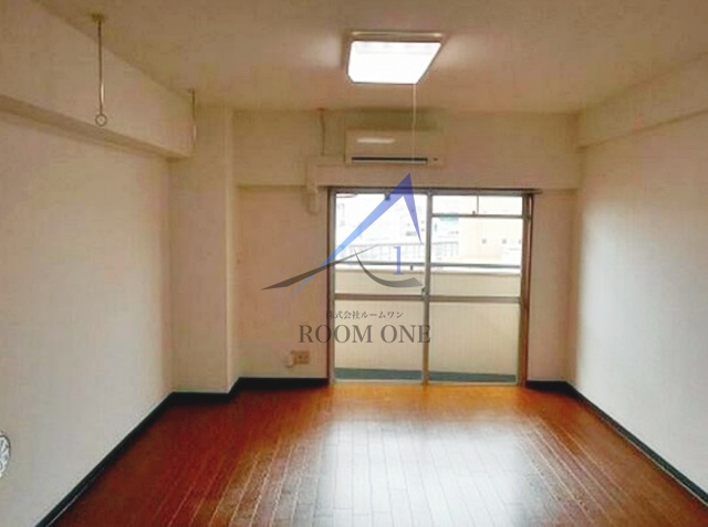 ダイヤモンドレジデンス蓮沼町の居間・リビング|洋室のお部屋です。