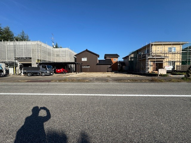 高岡市戸出町6丁目土地の画像