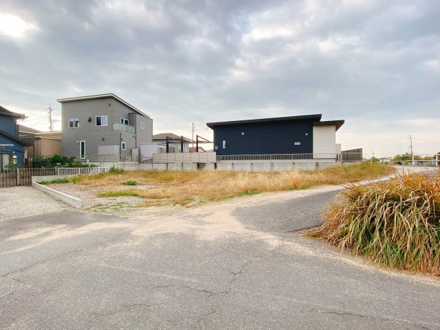 東海市養父町八王子の外観