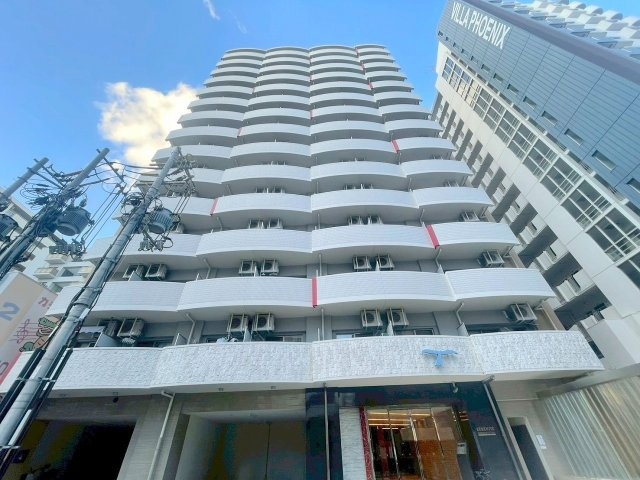 セレニテ新大阪カルムの外観