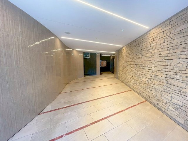 セレニテ新大阪カルムのロビー