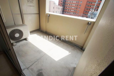 【バルコニー】 | レキシントン・スクエア白金