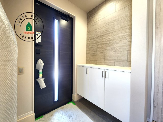 福岡市東区舞松原3丁目第1-3棟(2号棟)の防犯設備|二重ロックでしっかり防犯対策ができます。