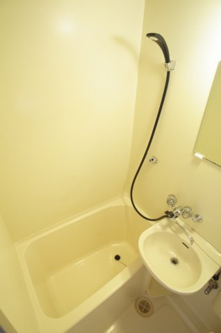 【浴室】 | チェーロ轟 | 一日お疲れ様でした！疲れを洗い流しましょう☆