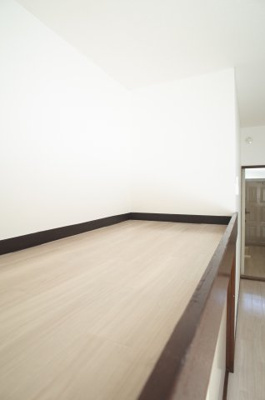 【内装】 | チェーロ轟 | 布団を敷くとここは寝床に！