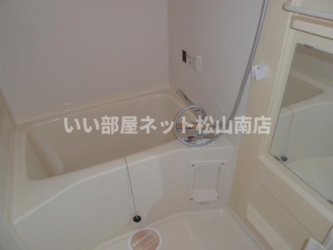 【浴室】 | セジュール力石　B棟