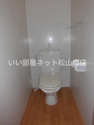 【トイレ】 | セジュール力石　B棟