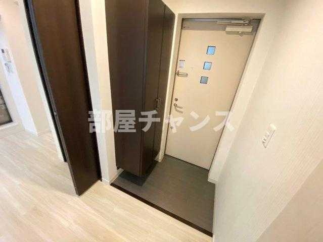 REX新栄の玄関