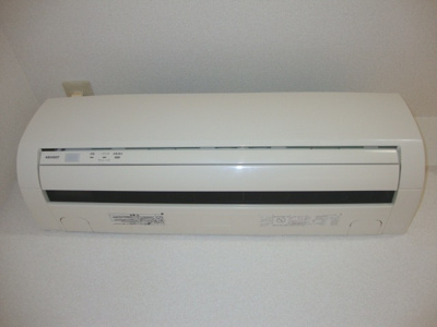 【設備】 | イコール・アルパイン | エアコン