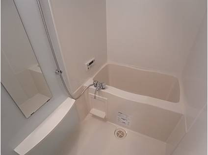 エスリード神戸海岸通の浴室