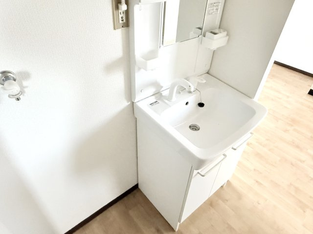 ベルメゾンの独立洗面台