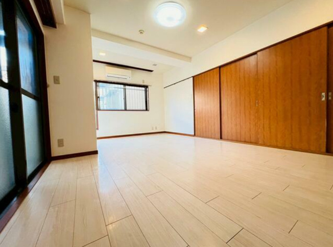 【居間・リビング】 | 寿マンション