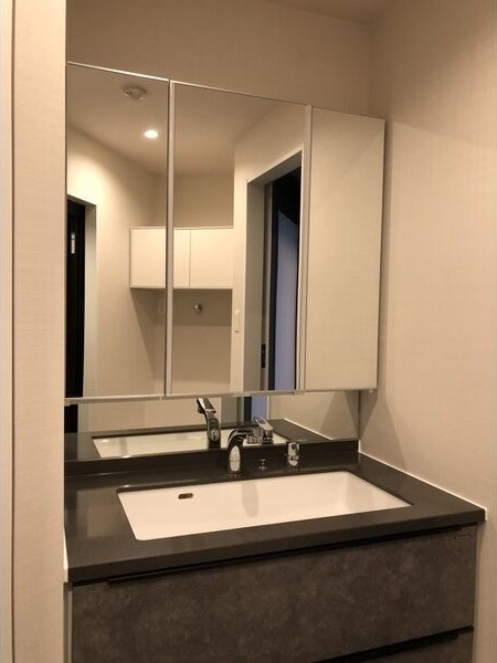 COULEURS GRAND(クルールグラン)の独立洗面台