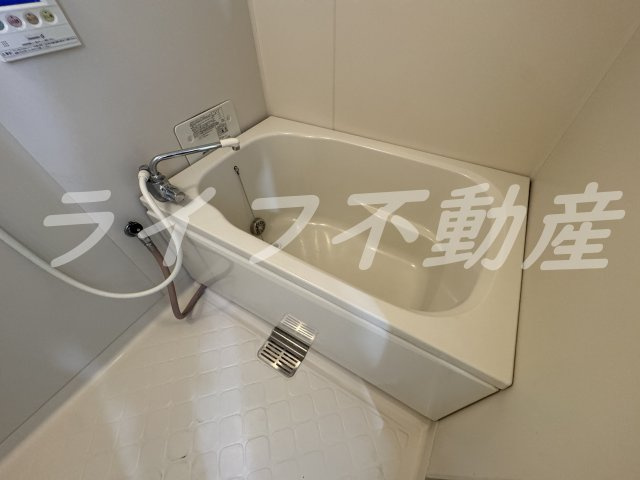 コーポ陣内Ⅰの浴室|お風呂で日々の疲れを落としましょう