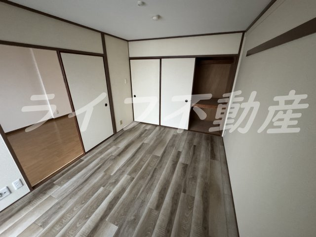 コーポ陣内Ⅰの洋室|コンパクトで使いやすい洋室です
